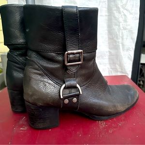 HARLEY DAVIDSON BLACK LEATHER ANKLE BOOTS 7M Flat Heel Motorcycle